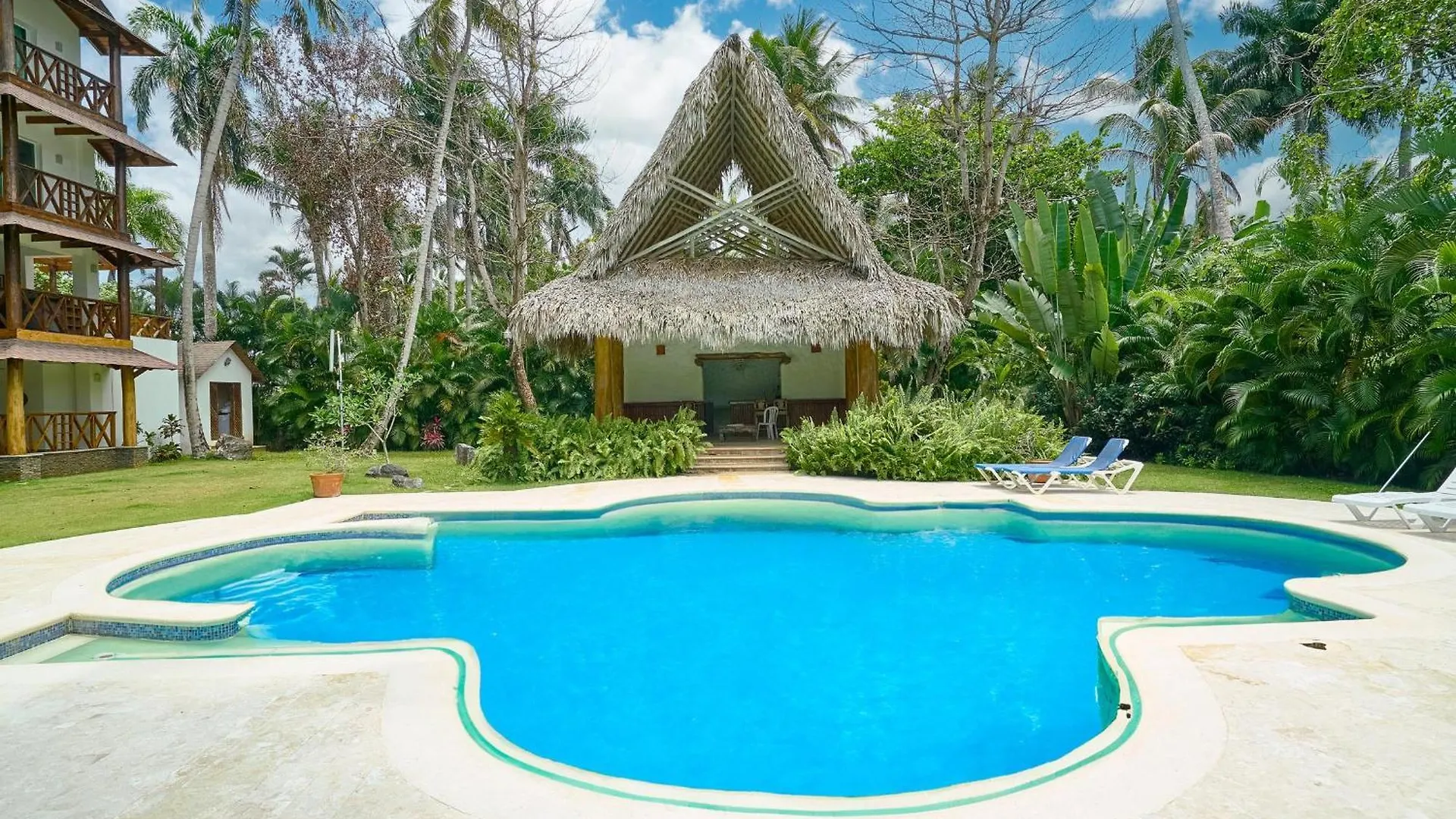 Апартаменты New! Serene Beach Haven In Лас Терренас